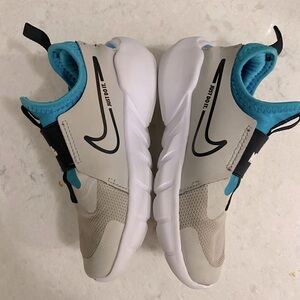 Nike Flex Runner size 12c